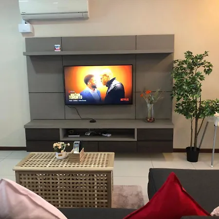 The Landmark Seaview Netflix By Blue Sky Holidays George Town Exterior photo