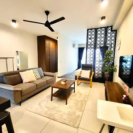 The Landmark Seaview Netflix By Blue Sky Holidays George Town Exterior photo