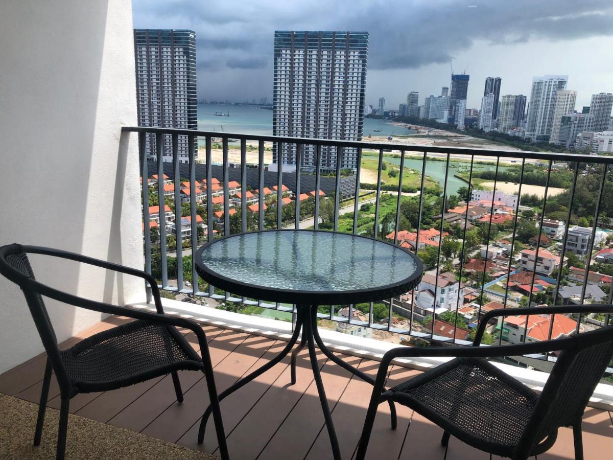 The Landmark Seaview Netflix By Blue Sky Holidays * George Town