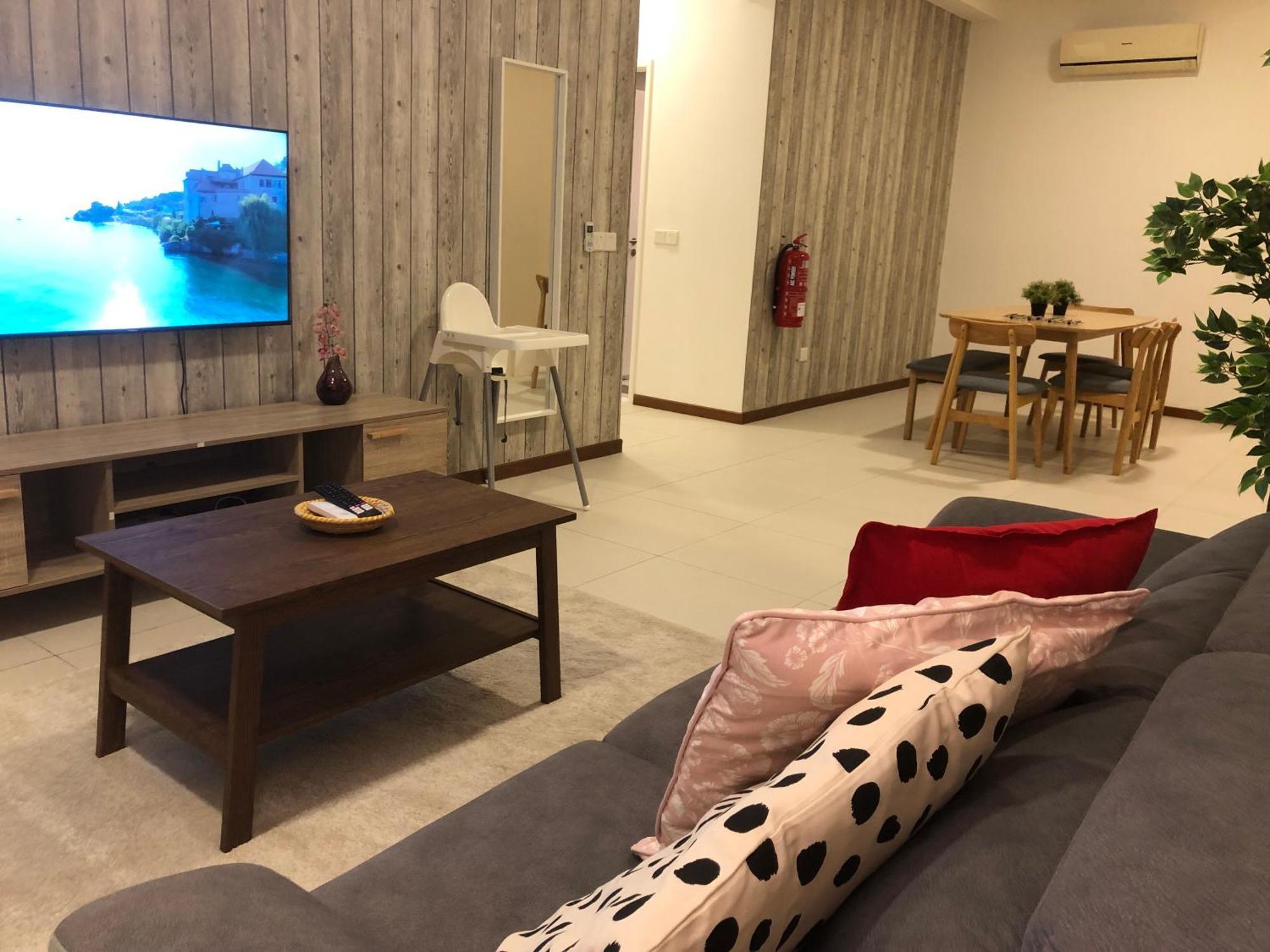 Apartment The Landmark Seaview Netflix By Blue Sky Holidays