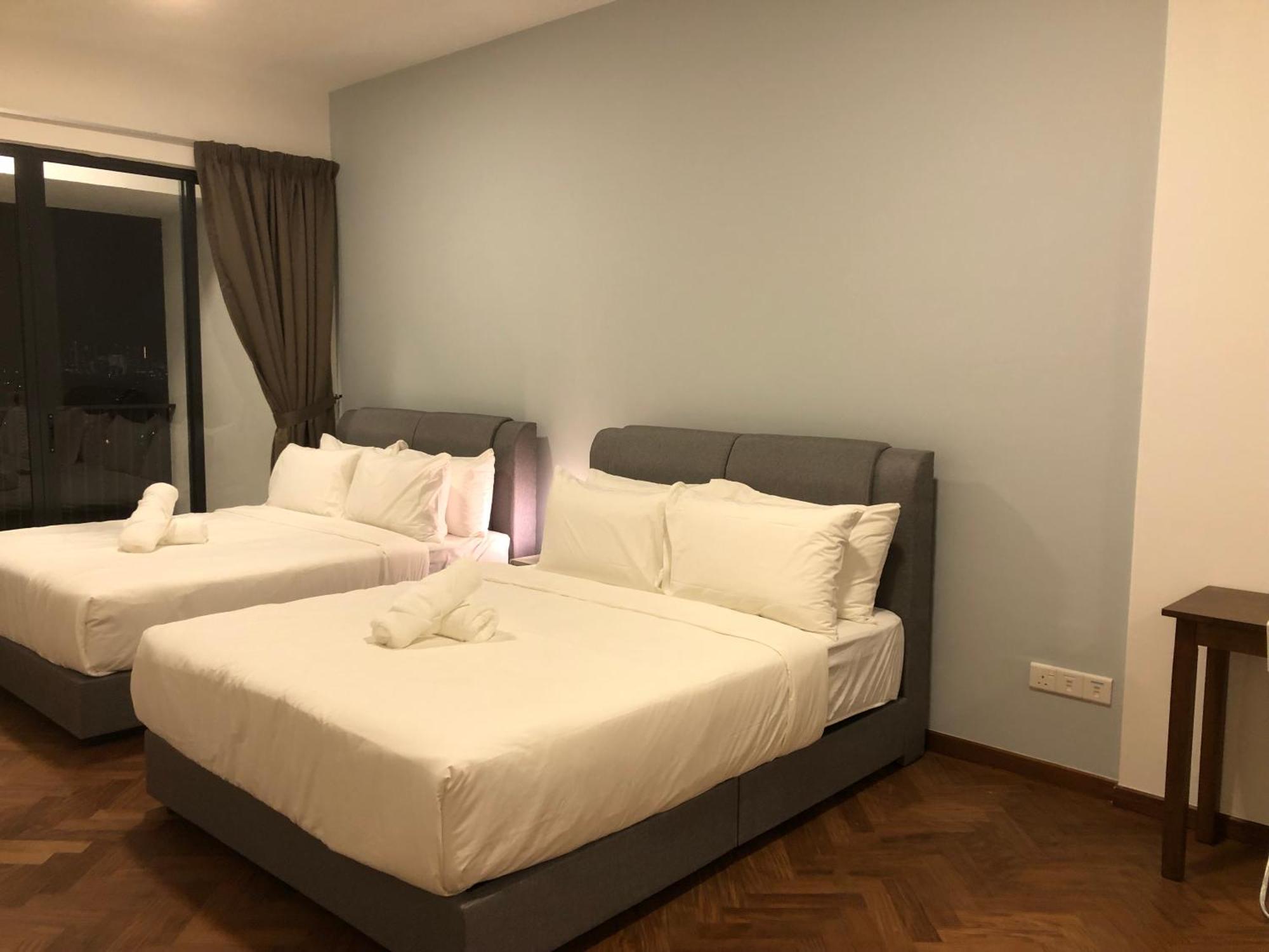 Apartment The Landmark Seaview Netflix By Blue Sky Holidays
